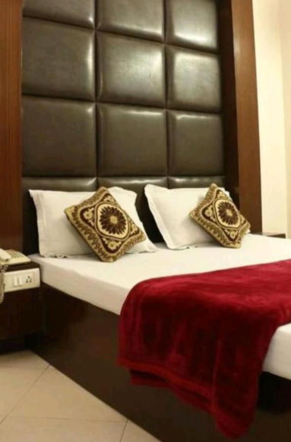 Hotel Maharaja Continental - นิวเดลี ภายนอก รูปภาพ