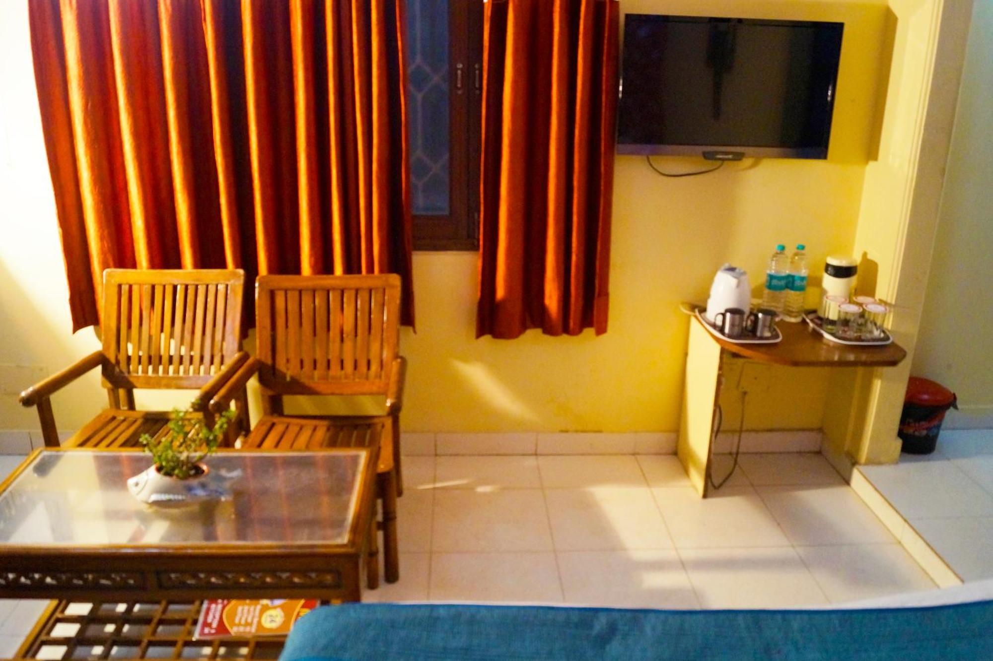 Hotel Maharaja Continental - นิวเดลี ภายนอก รูปภาพ